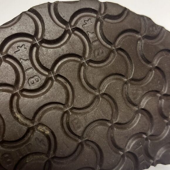 Birkenstocks Size 39 Tan Calais Cork Footbed  Sandal (Left foot only) Unisex - Picture 8 of 11